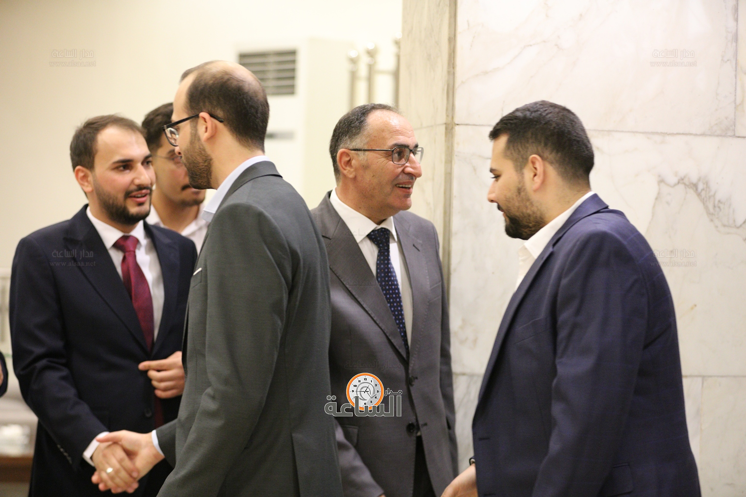 Madar Al-Saa Images 0.7505693794538927