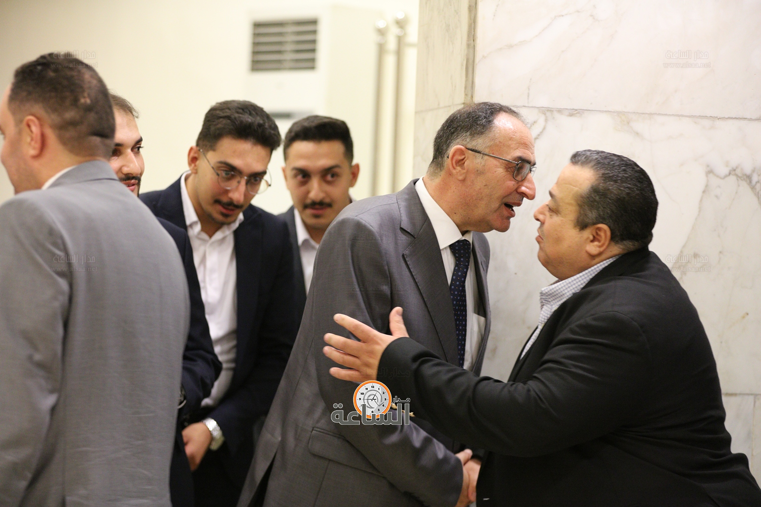 Madar Al-Saa Images 0.6351867841473098