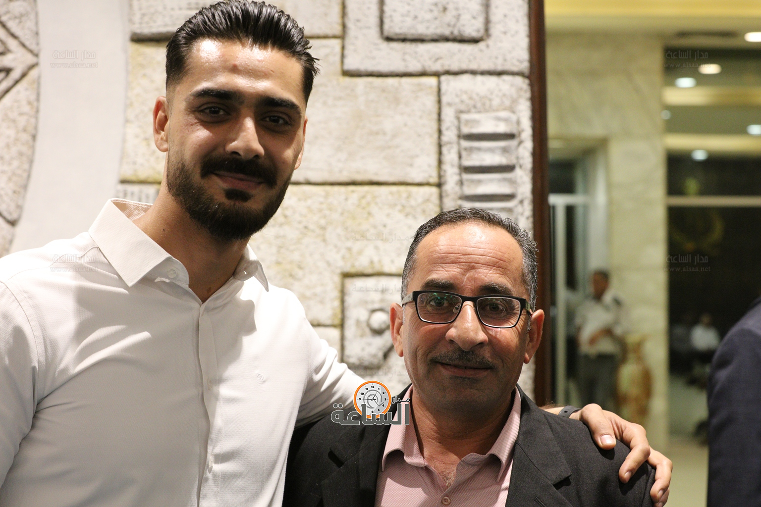 Madar Al-Saa Images 0.3904040016476876