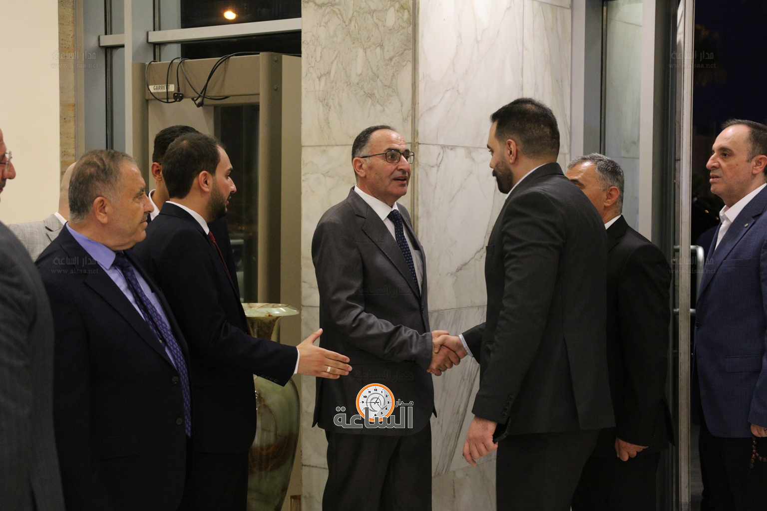 Madar Al-Saa Images 0.7758523226715707