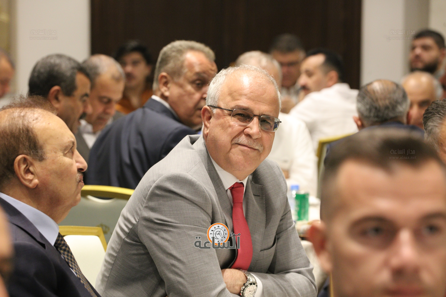 Madar Al-Saa Images 0.42659999758135647