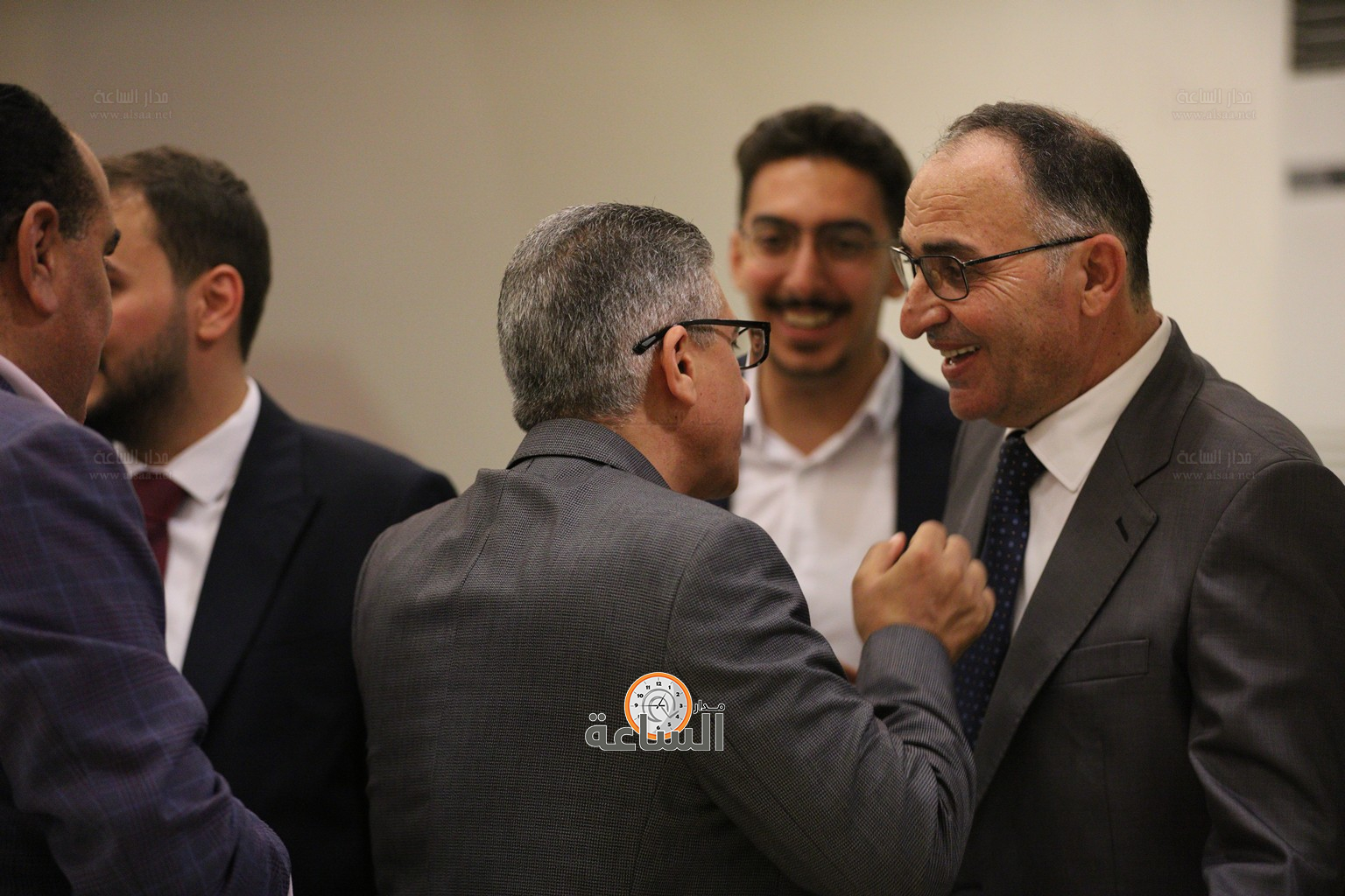 Madar Al-Saa Images 0.35185722083758497