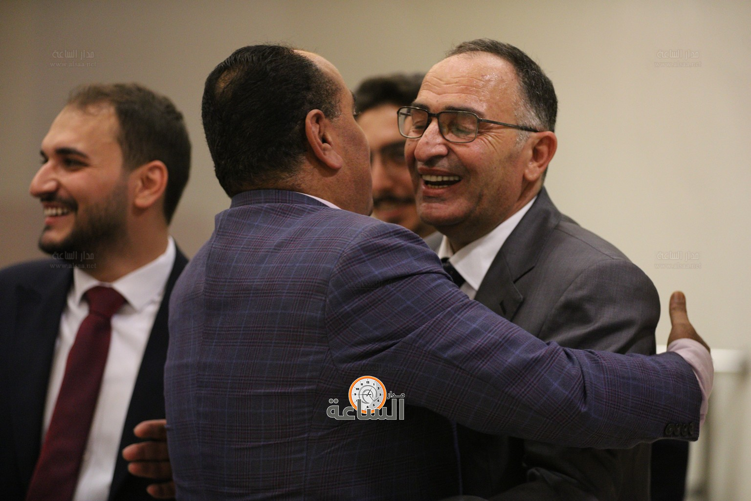 Madar Al-Saa Images 0.964668557632111