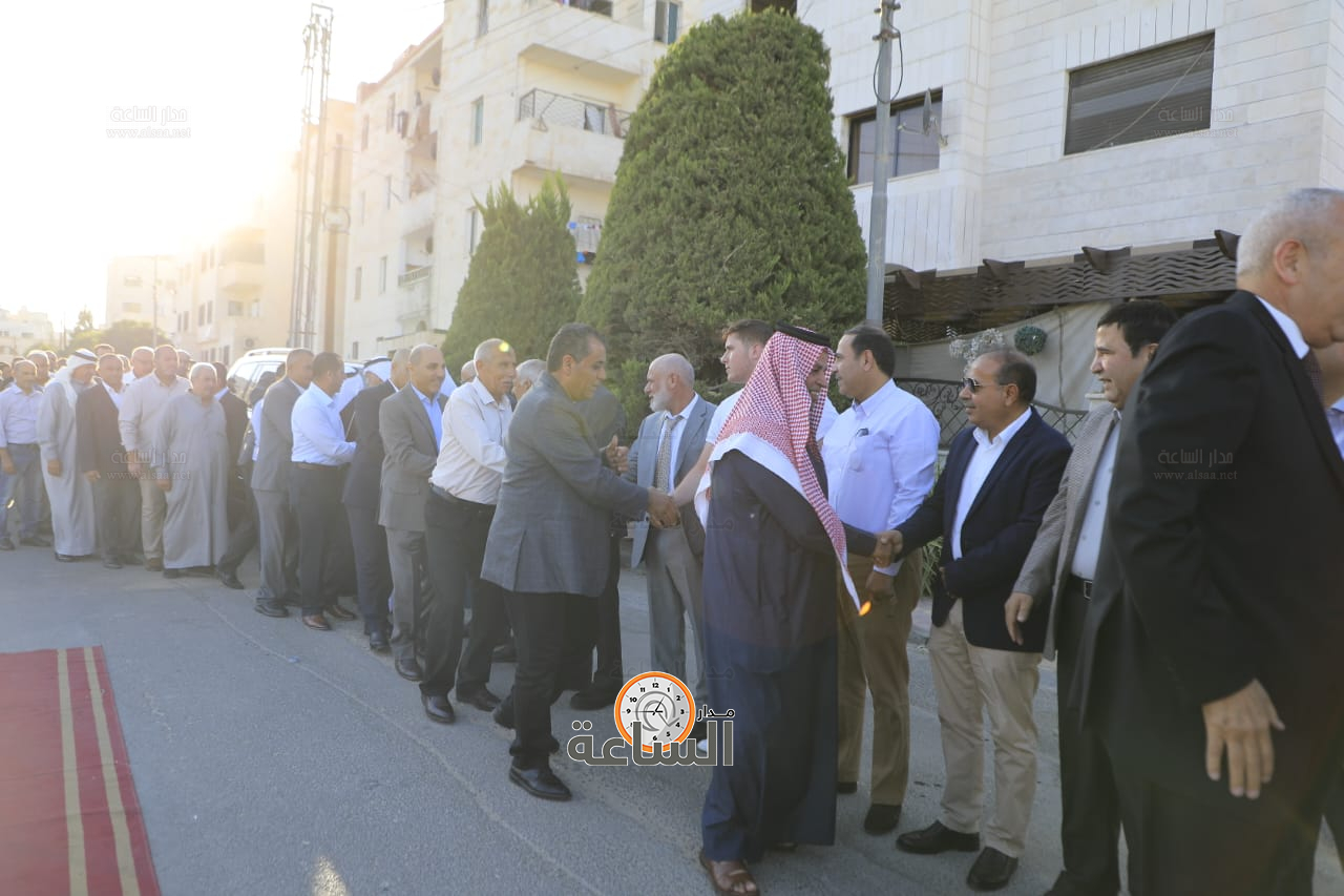 Madar Al-Saa Images 0.9731735718613891