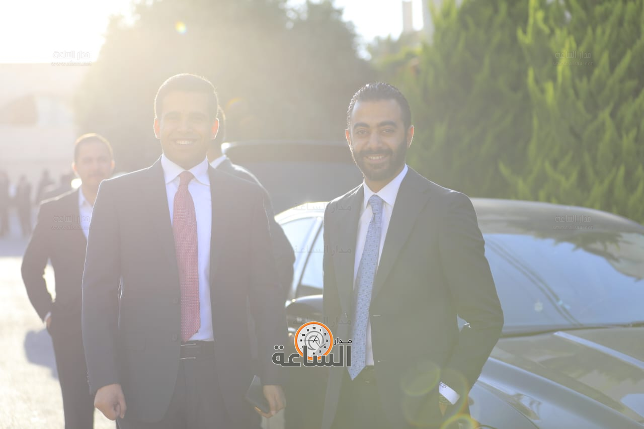 Madar Al-Saa Images 0.19256102057456048