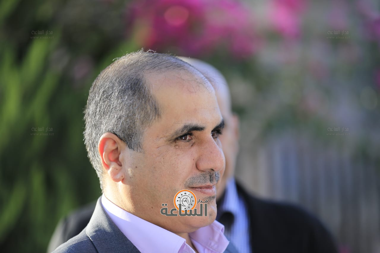 Madar Al-Saa Images 0.8584275959633471