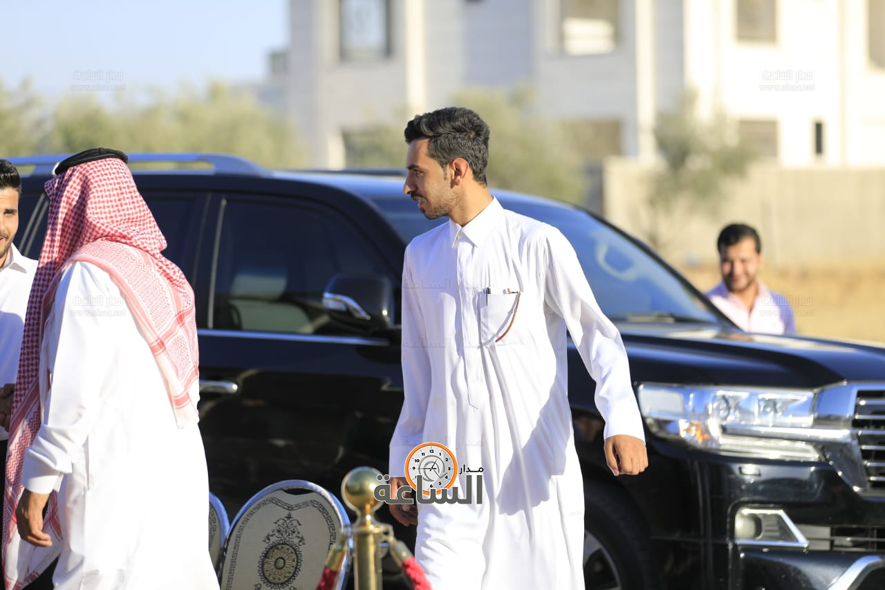 Madar Al-Saa Images 0.631399389929983