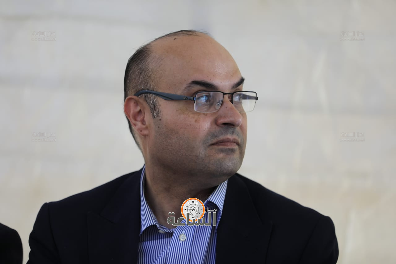 Madar Al-Saa Images 0.3309084840154207