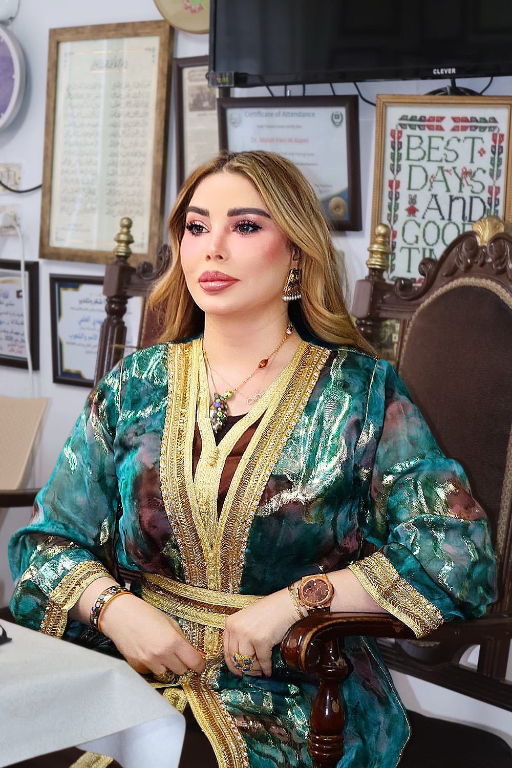 Madar Al-Saa Images 0.4451301676930106