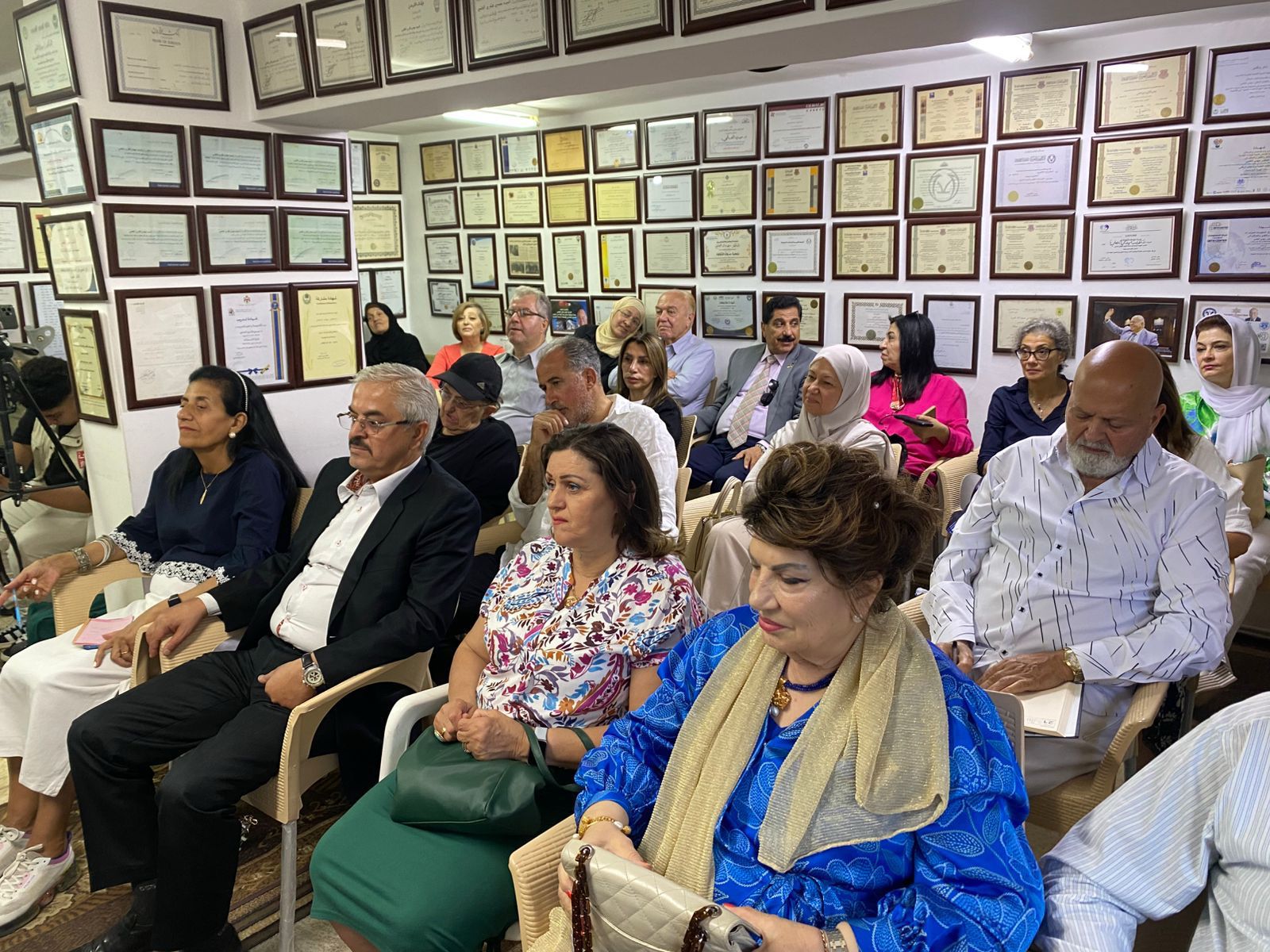 Madar Al-Saa Images 0.12865306899375473