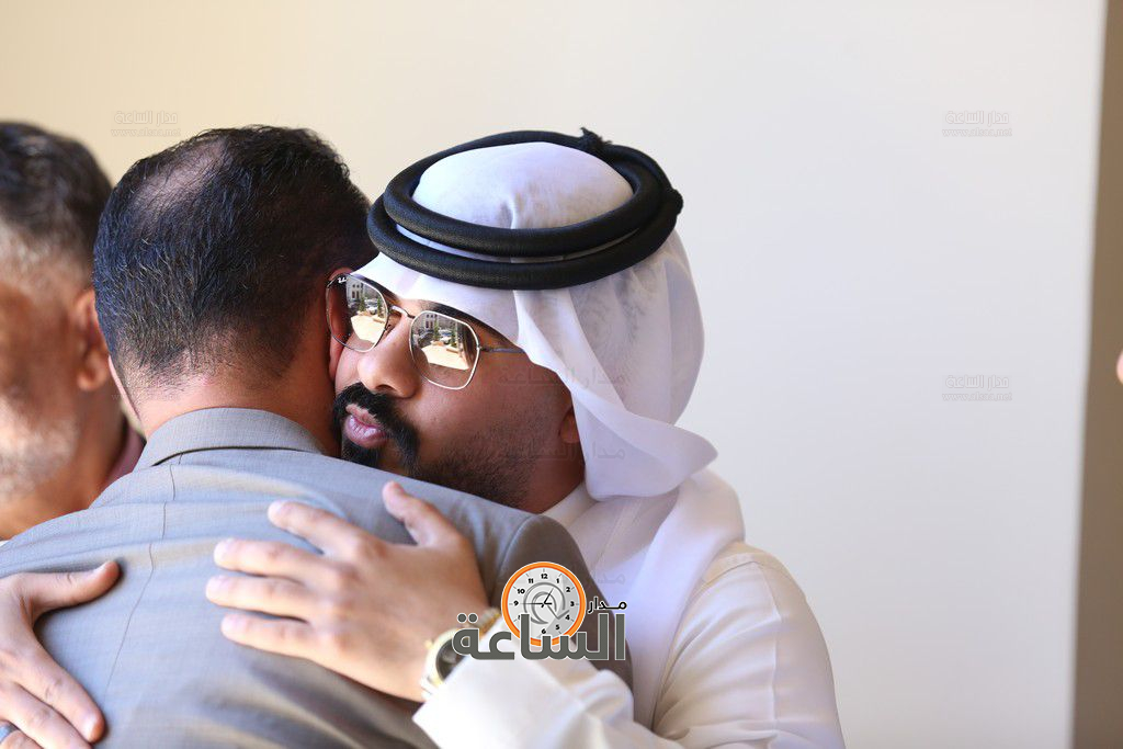 Madar Al-Saa Images 0.42346742515895064