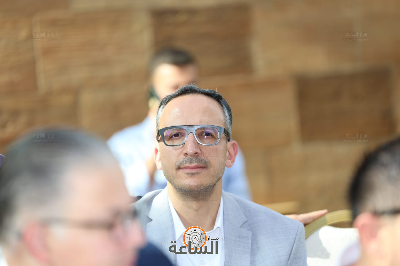 Madar Al-Saa Images 0.23419634912196163