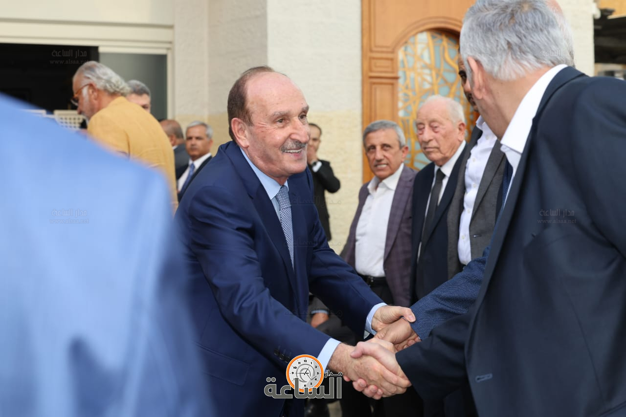 Madar Al-Saa Images 0.08383496691182413