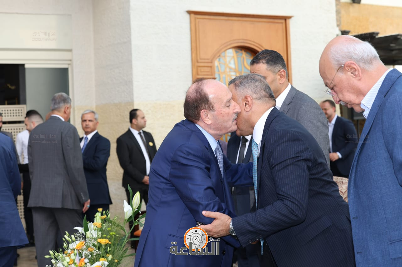 Madar Al-Saa Images 0.16737100614394307