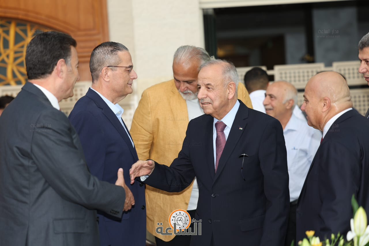 Madar Al-Saa Images 0.15801198359413815