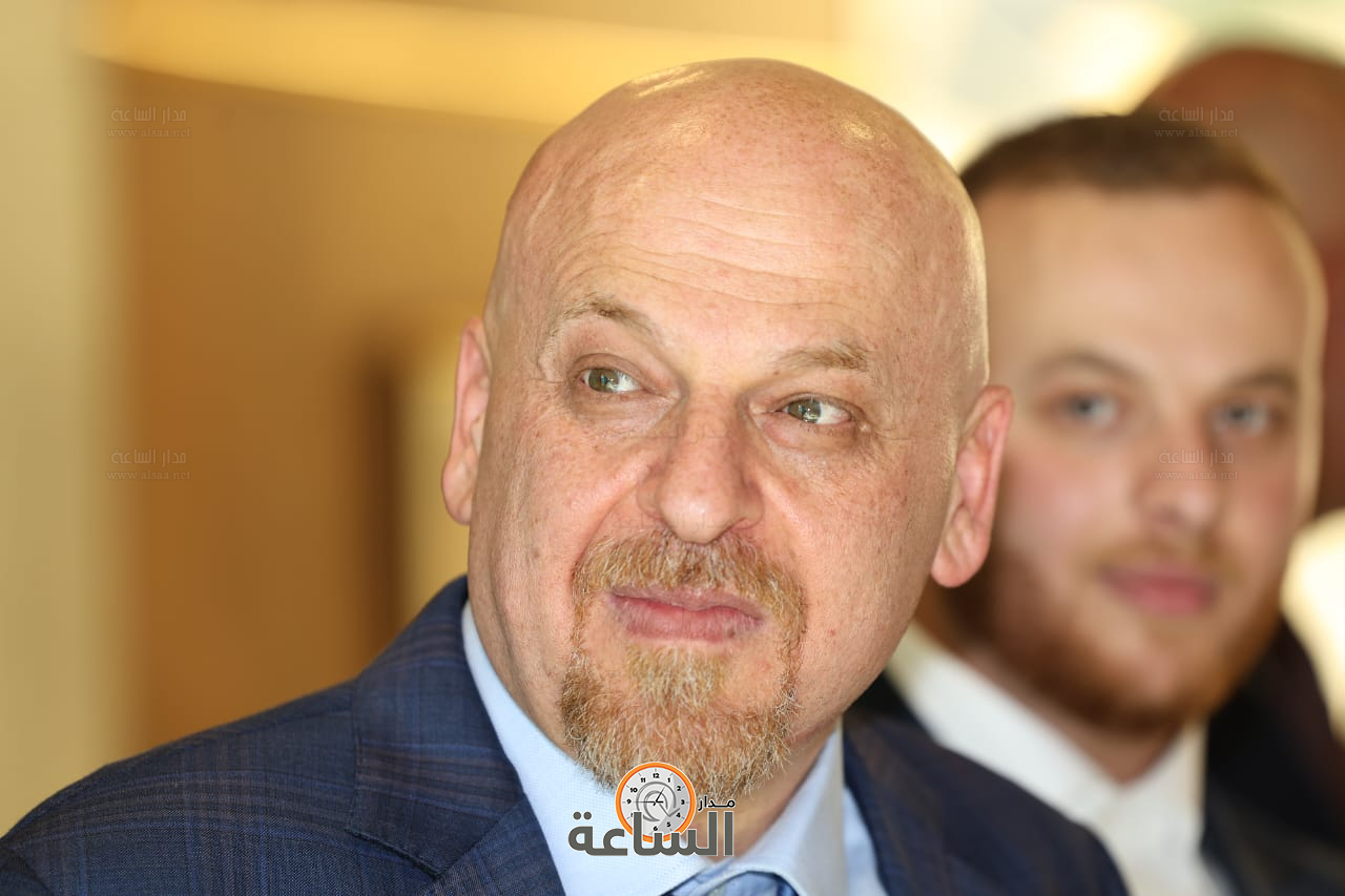 Madar Al-Saa Images 0.23366564449997407