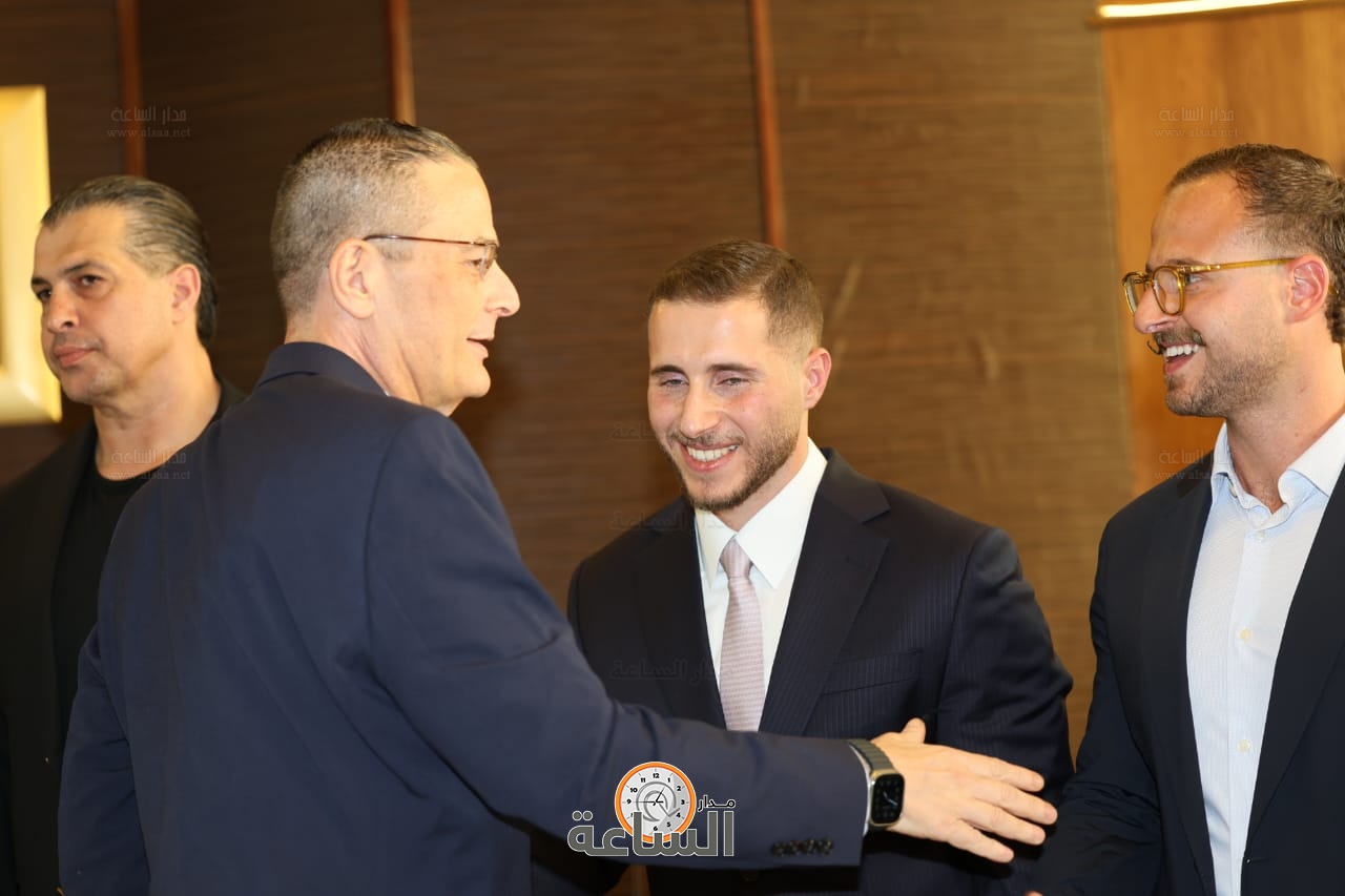 Madar Al-Saa Images 0.5547604810739073