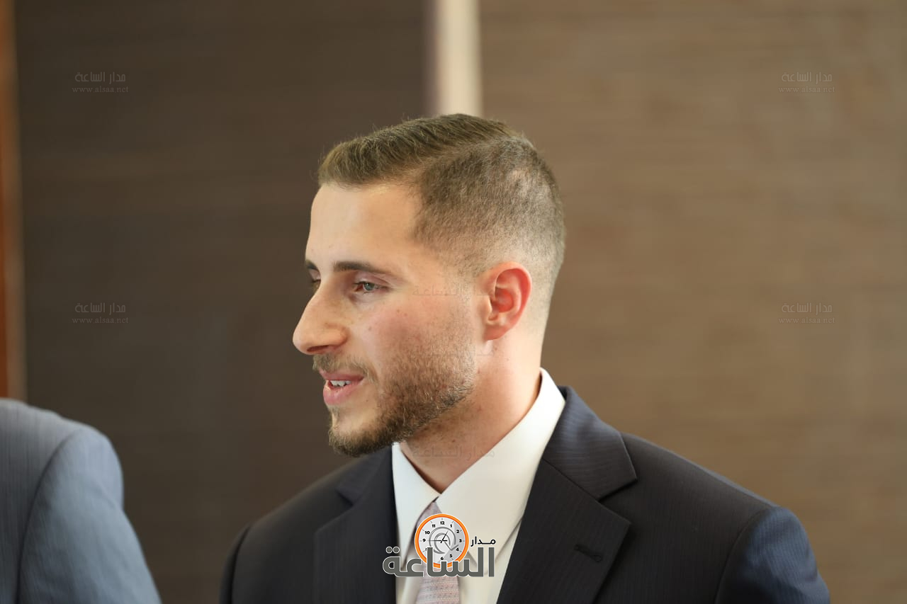 Madar Al-Saa Images 0.560667770359924