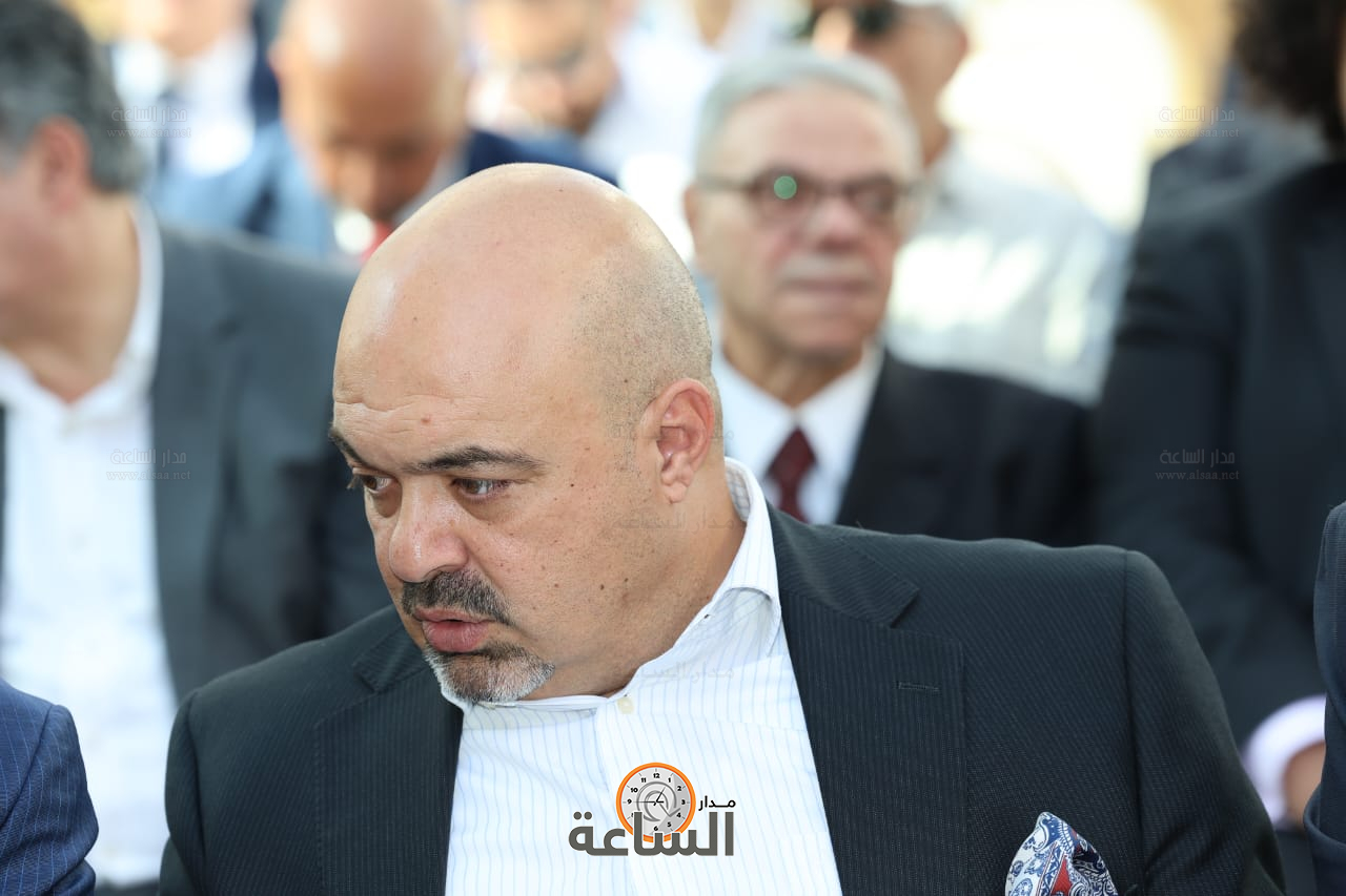 Madar Al-Saa Images 0.7135975807001809