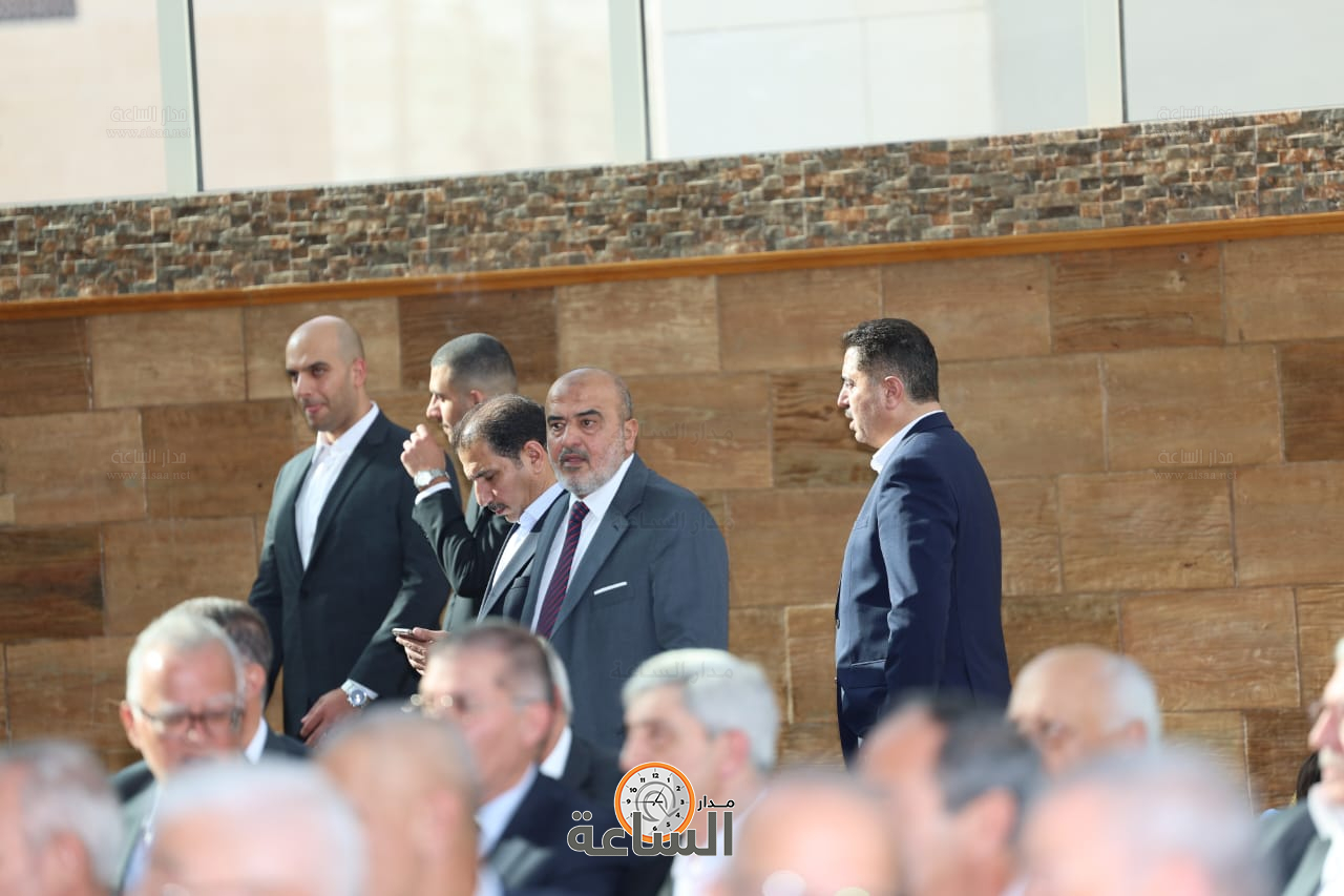 Madar Al-Saa Images 0.9877125057808313