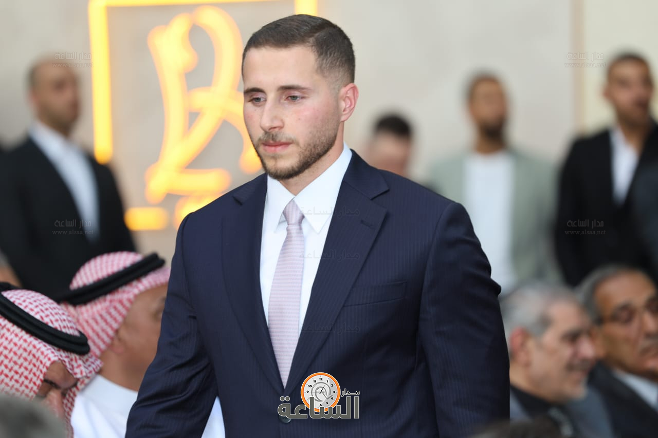 Madar Al-Saa Images 0.7271756340570049