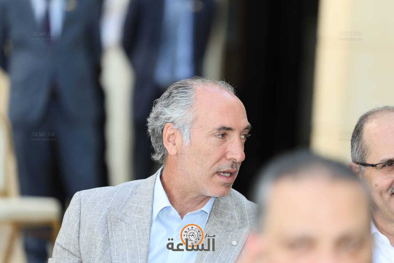 Madar Al-Saa Images 0.6480115124062394