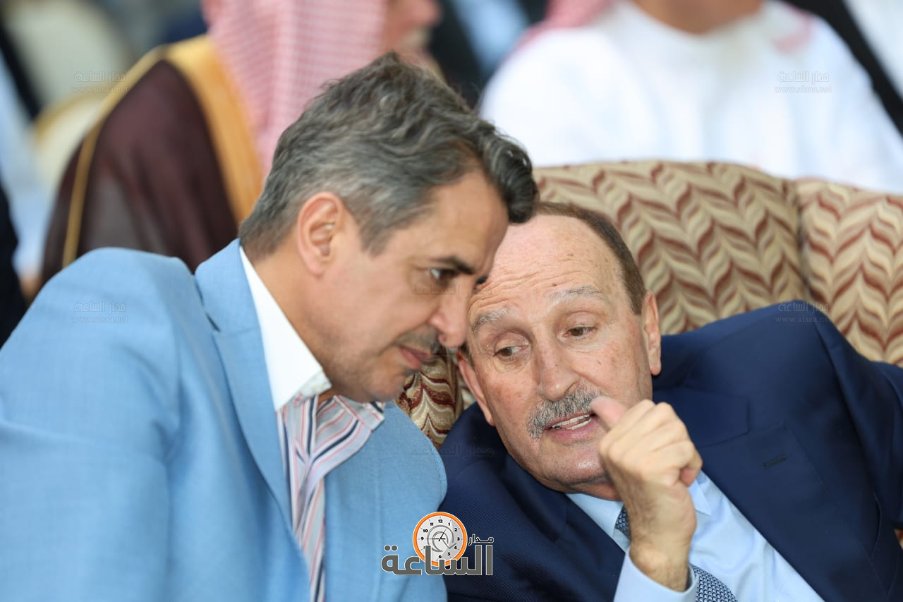 Madar Al-Saa Images 0.6376554636579103