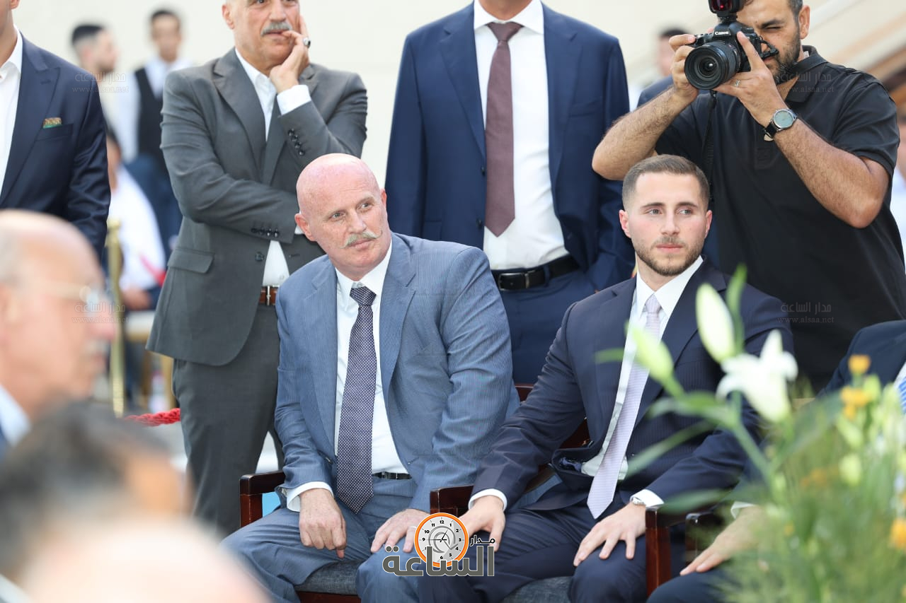 Madar Al-Saa Images 0.9844387854588823