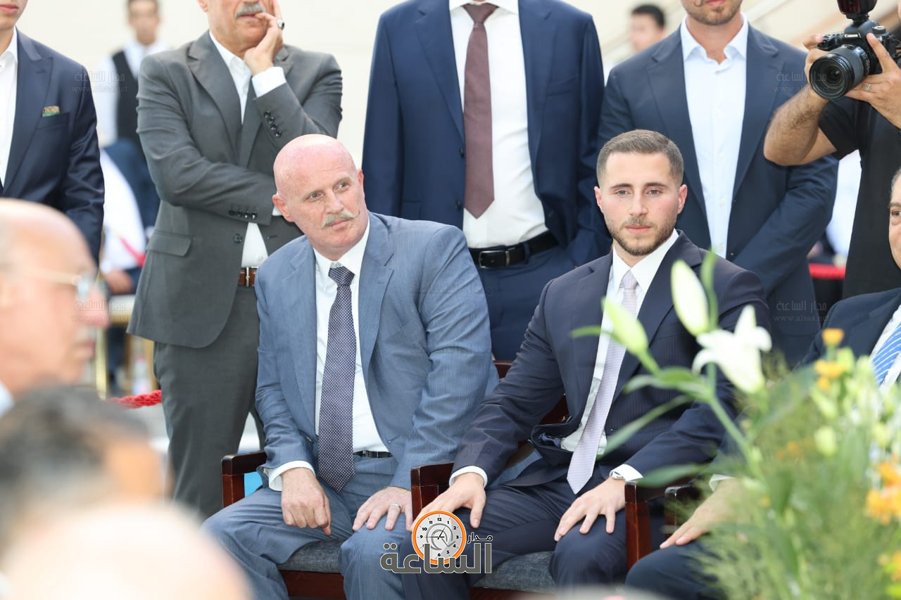 Madar Al-Saa Images 0.1496910139944363