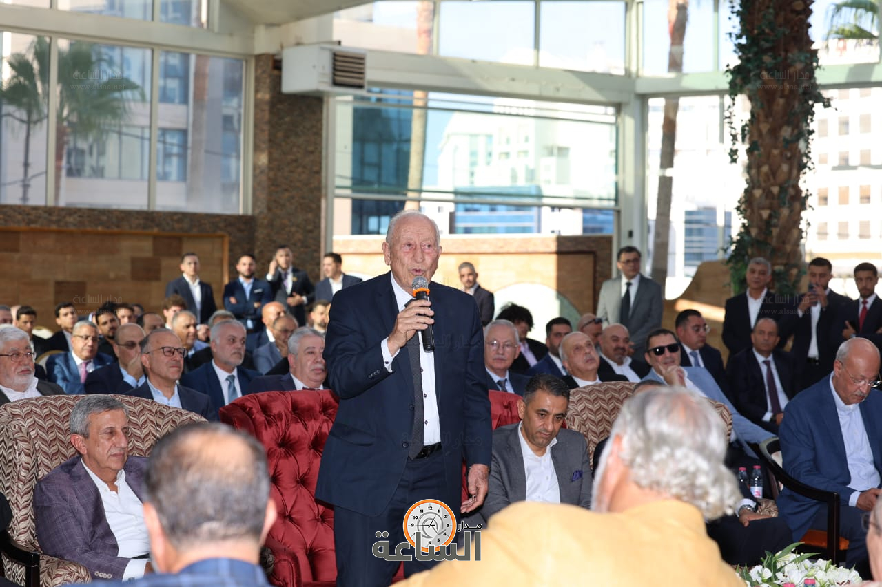 Madar Al-Saa Images 0.3409037510051507