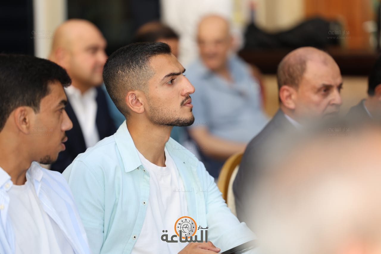 Madar Al-Saa Images 0.17158951348391316