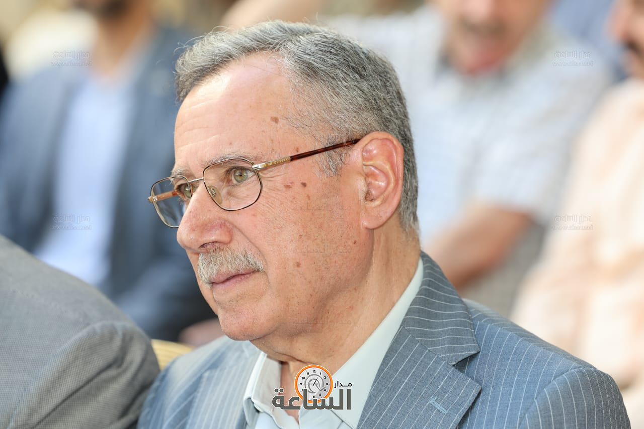 Madar Al-Saa Images 0.48538591659733943