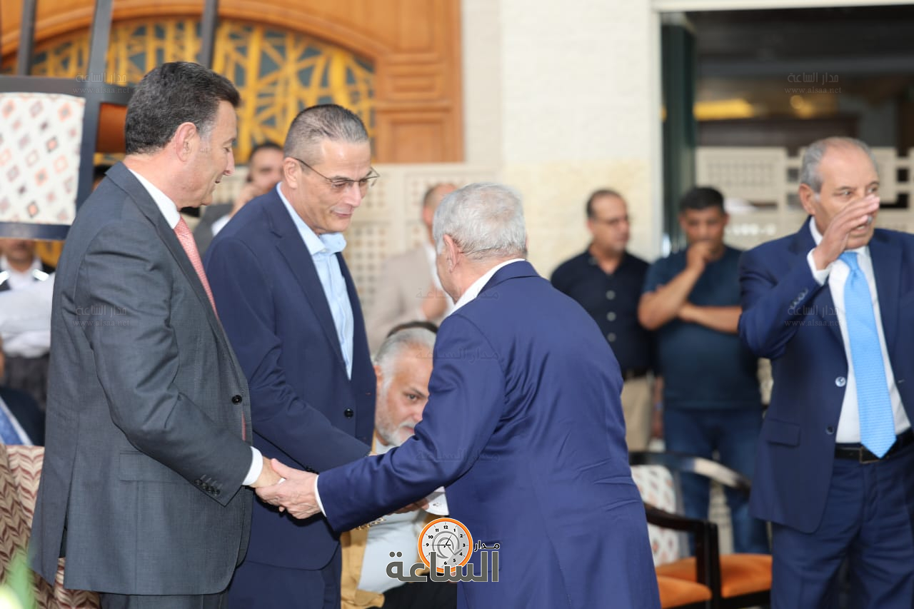 Madar Al-Saa Images 0.32408213747753156