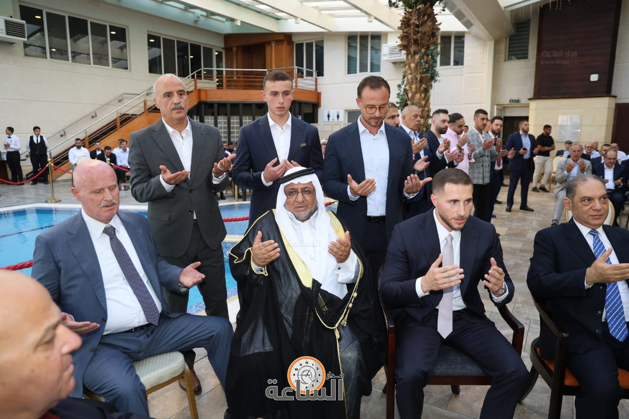 Madar Al-Saa Images 0.9789371630648448