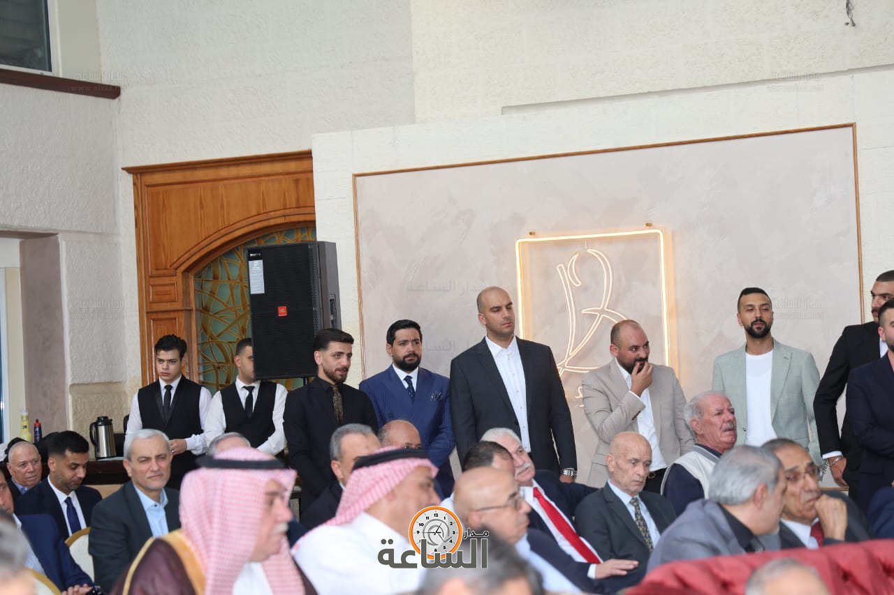 Madar Al-Saa Images 0.8023922341875891