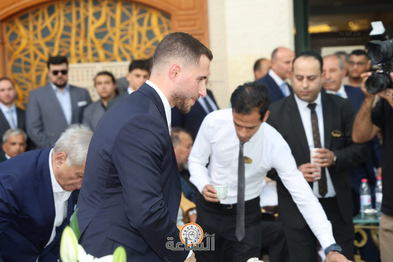 Madar Al-Saa Images 0.6387144474110225