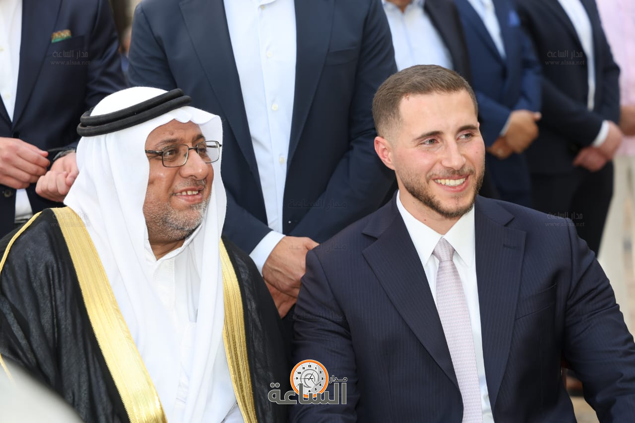 Madar Al-Saa Images 0.07896424783135625