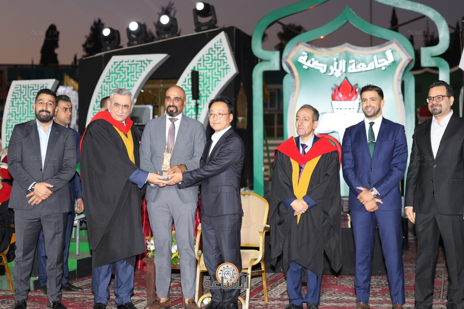 Madar Al-Saa Images 0.0010310173893527397