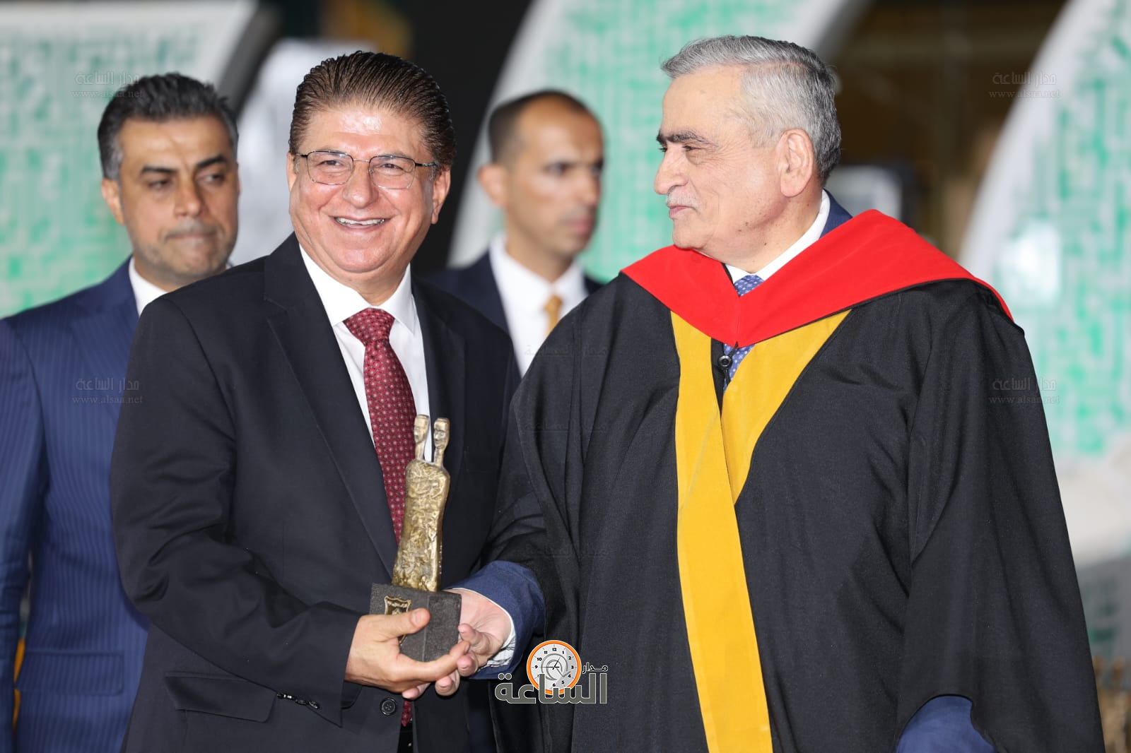 Madar Al-Saa Images 0.6956326490098486