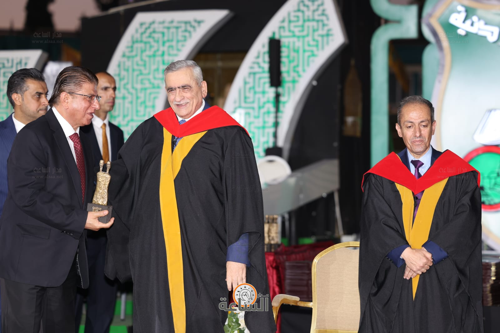 Madar Al-Saa Images 0.49155073346337796