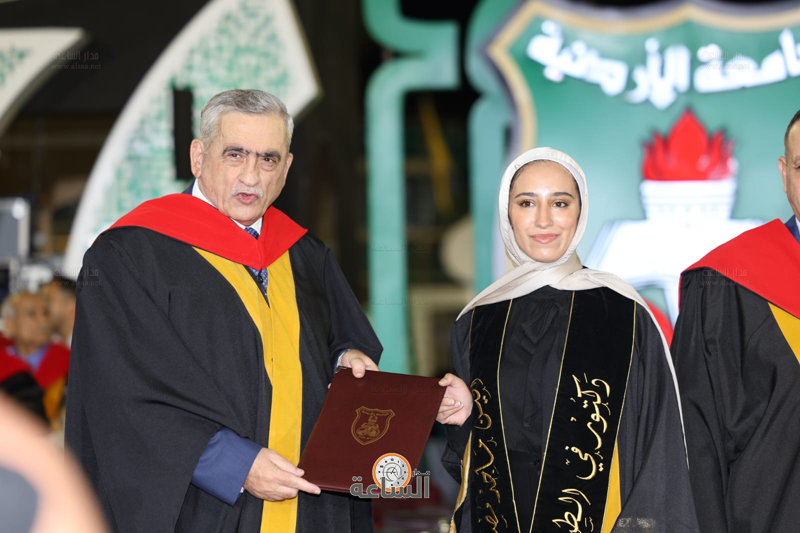 Madar Al-Saa Images 0.35990959419598934