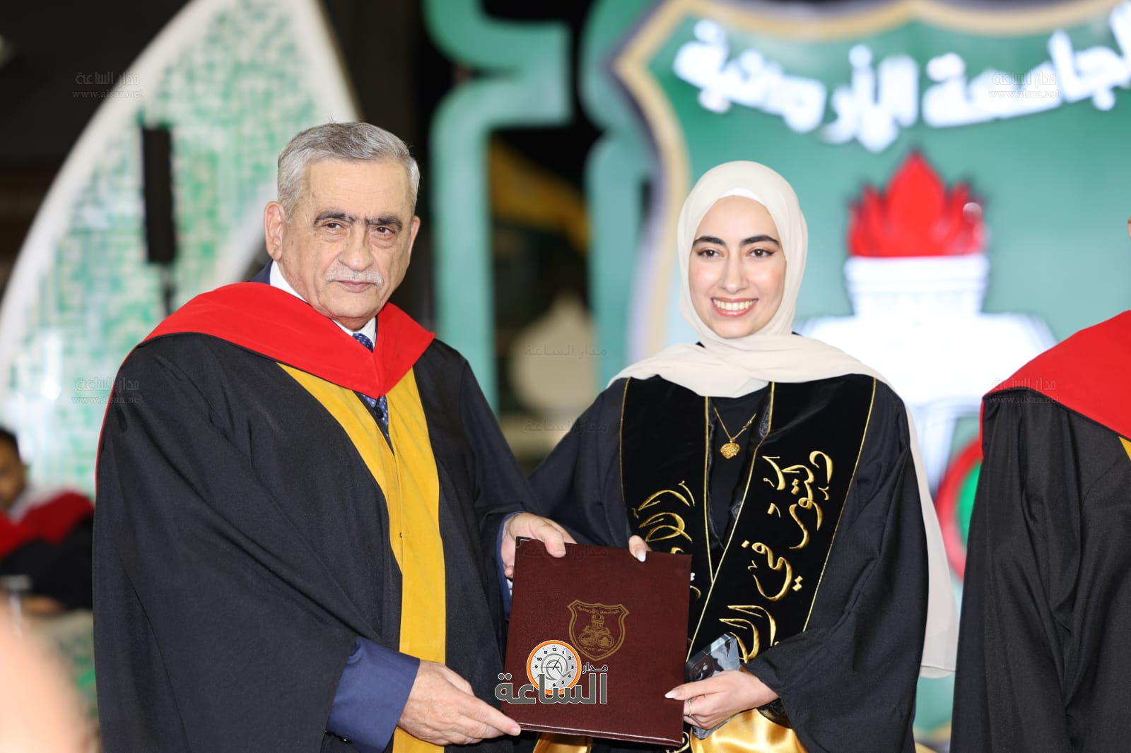 Madar Al-Saa Images 0.5048839583862675