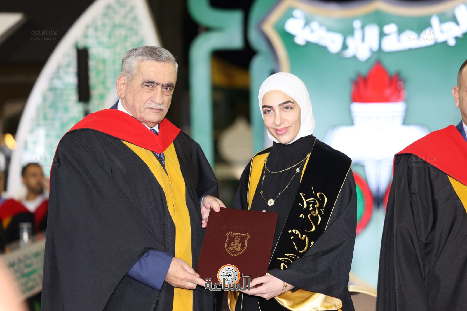 Madar Al-Saa Images 0.08505246780683673