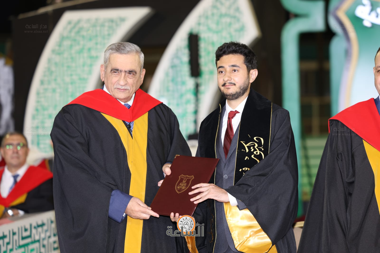 Madar Al-Saa Images 0.05595231816043977