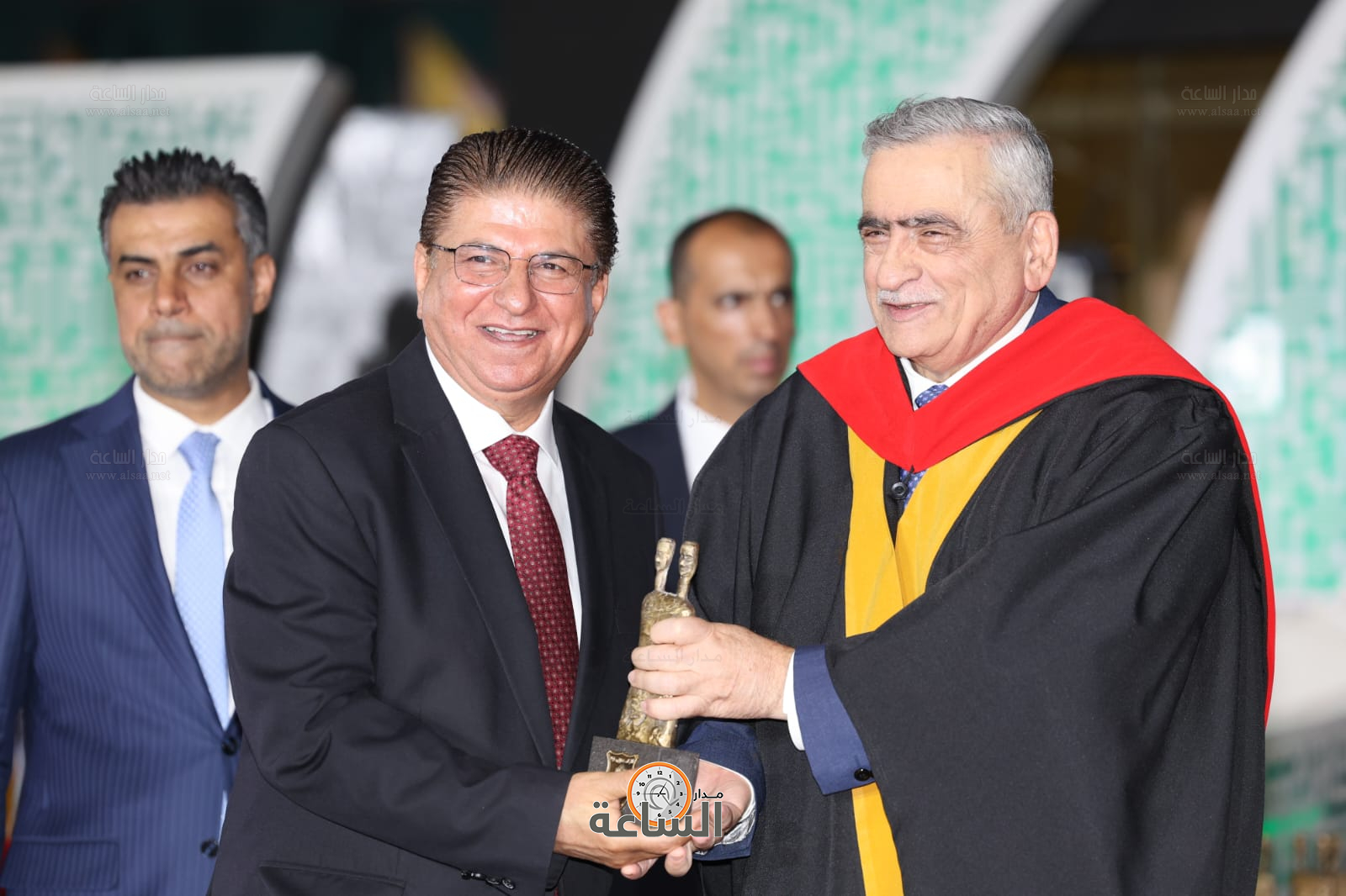 Madar Al-Saa Images 0.6835670974866921