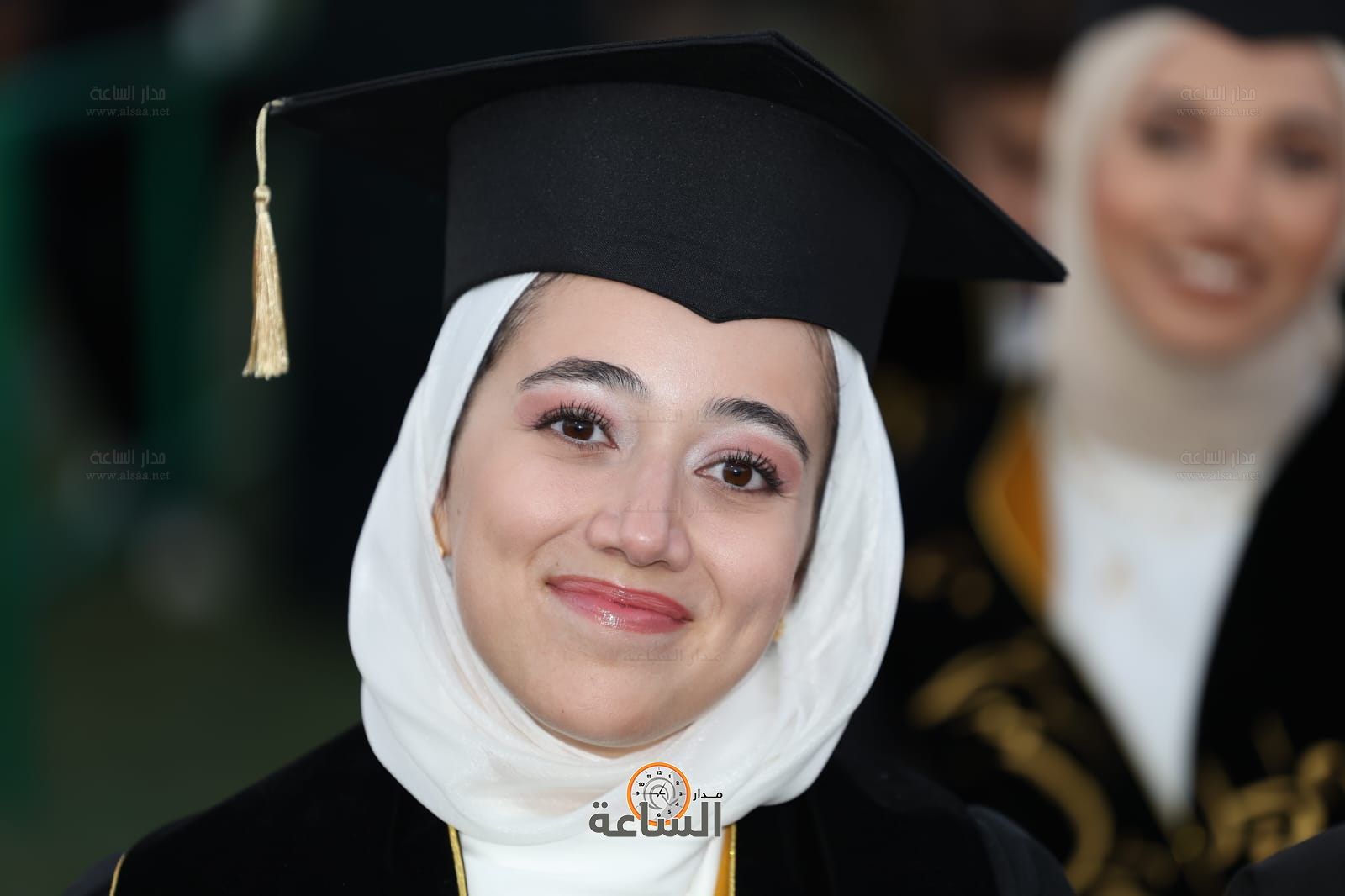 Madar Al-Saa Images 0.018015742439593363