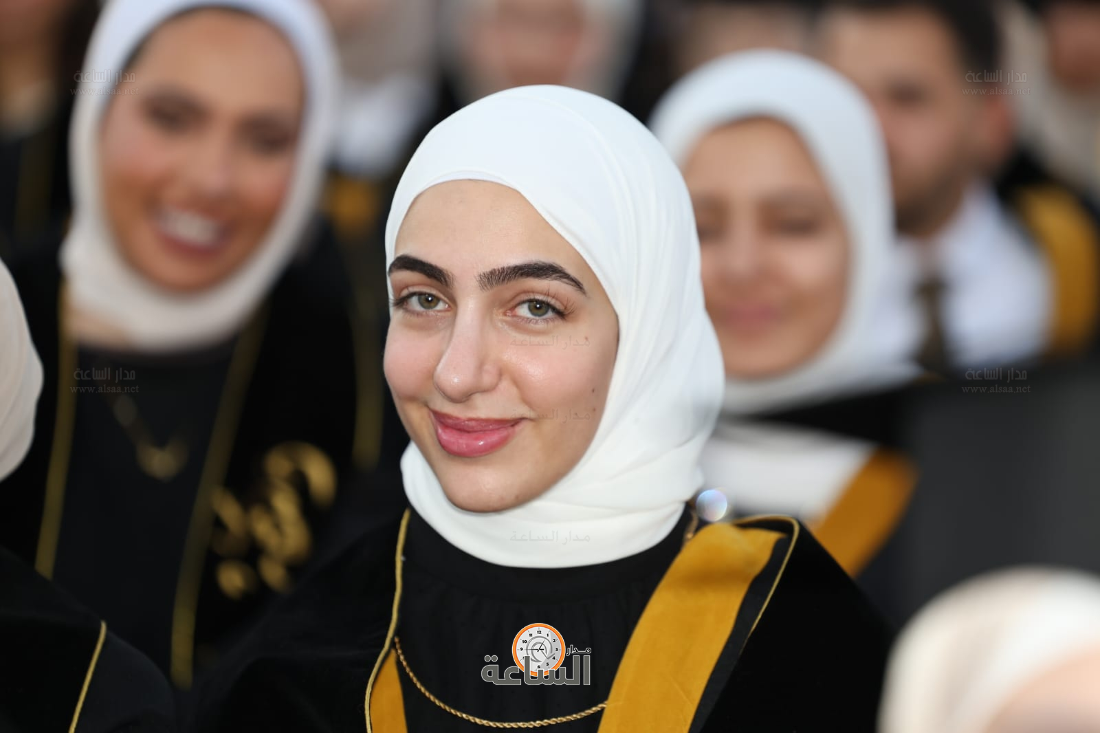 Madar Al-Saa Images 0.9771633860549198