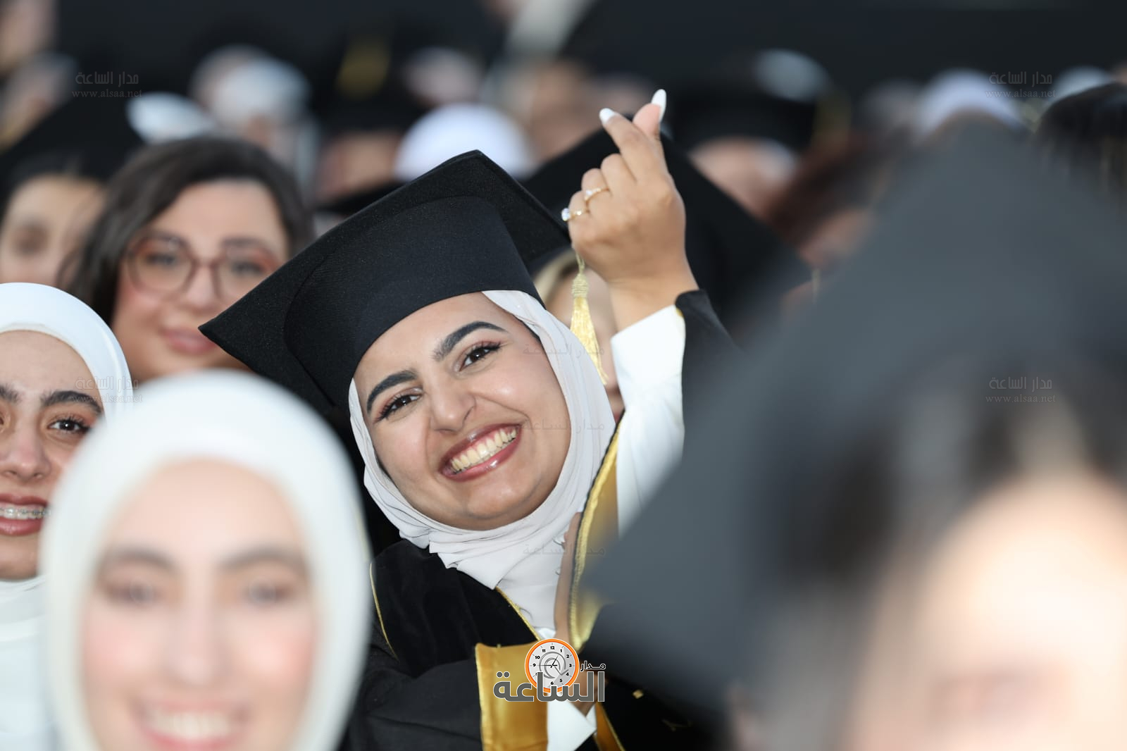 Madar Al-Saa Images 0.02612197738521005