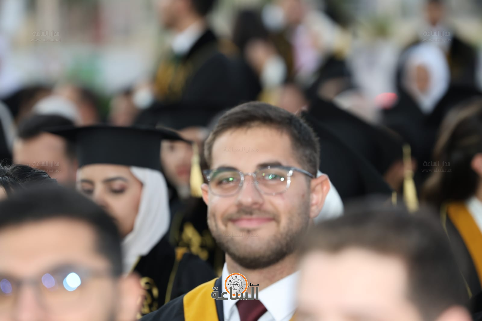 Madar Al-Saa Images 0.5554863182243849