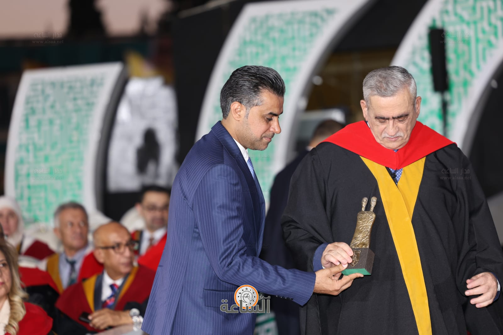 Madar Al-Saa Images 0.121441947026519